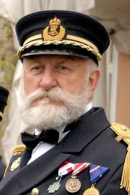 Kommandant Stv. Gerhard Kammerer FregKpt i. Tr.